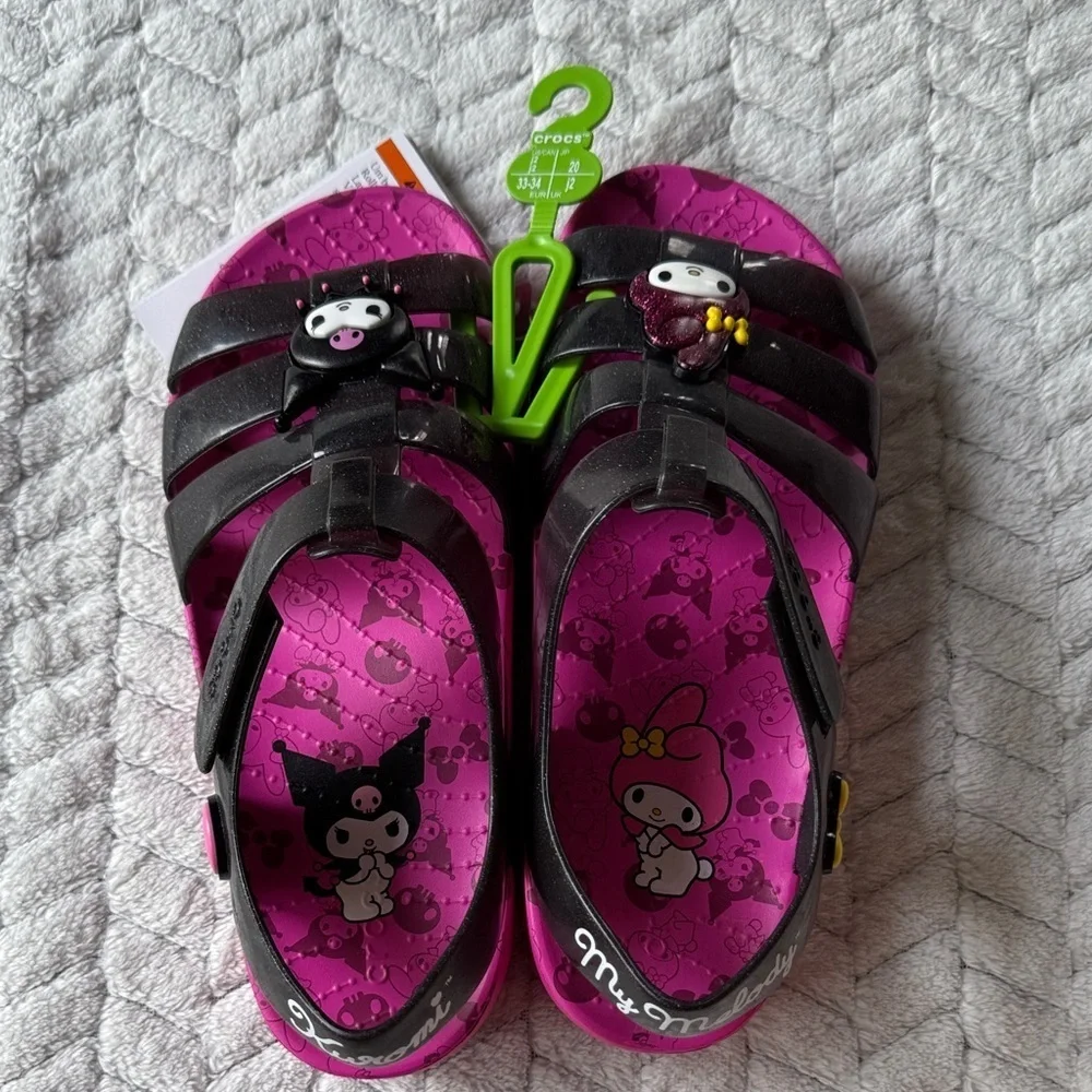 NWT CROCS -Hello Kitty And Friends Sandals Kids J2